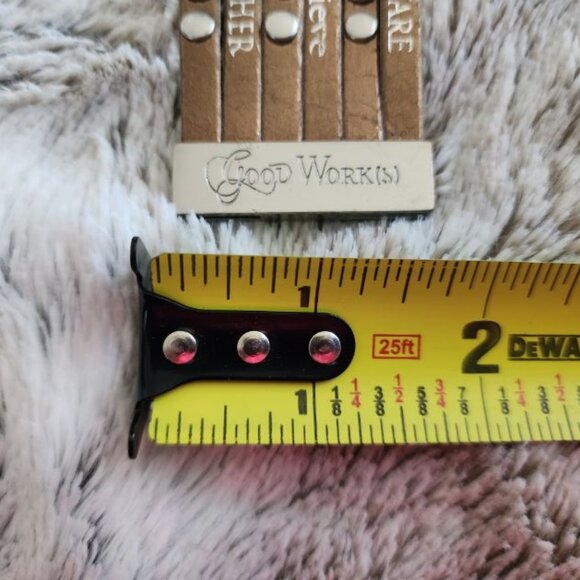 GOOD WORKS BRACELET. ENCOURAGING SENTIMENTS. BRONZE. LEATHER. - Picture 3 of 4